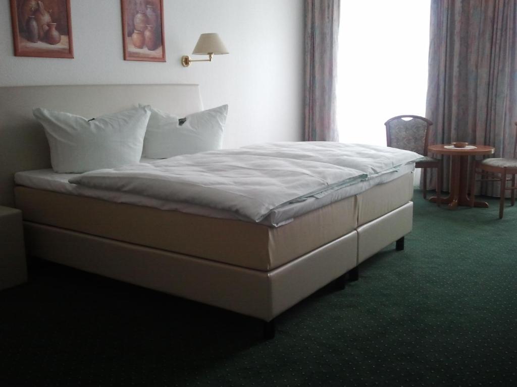 Hotel Evabrunnen Bischofswerda Δωμάτιο φωτογραφία