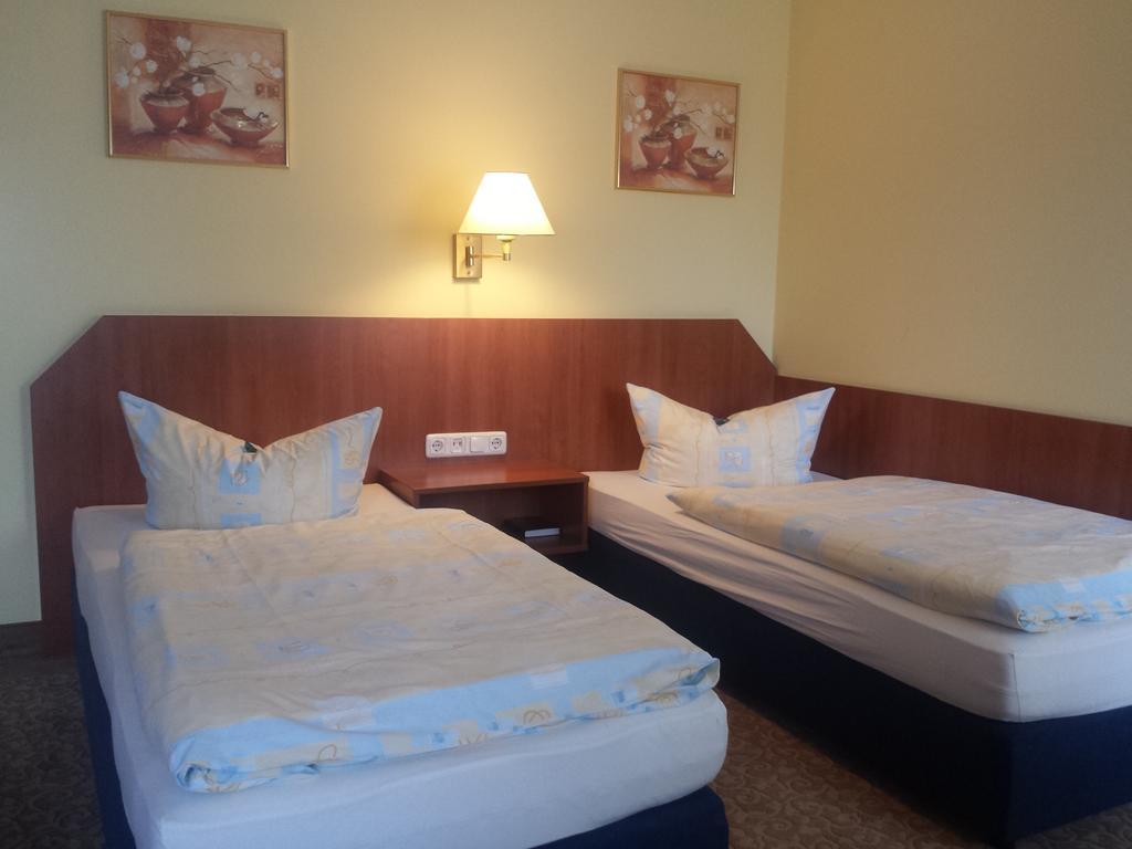Hotel Evabrunnen Bischofswerda Δωμάτιο φωτογραφία